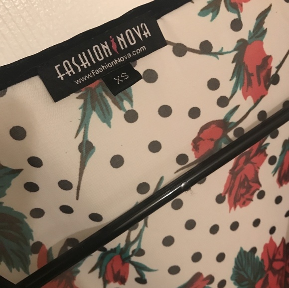 Awesome dot crop top - Picture 3 of 5